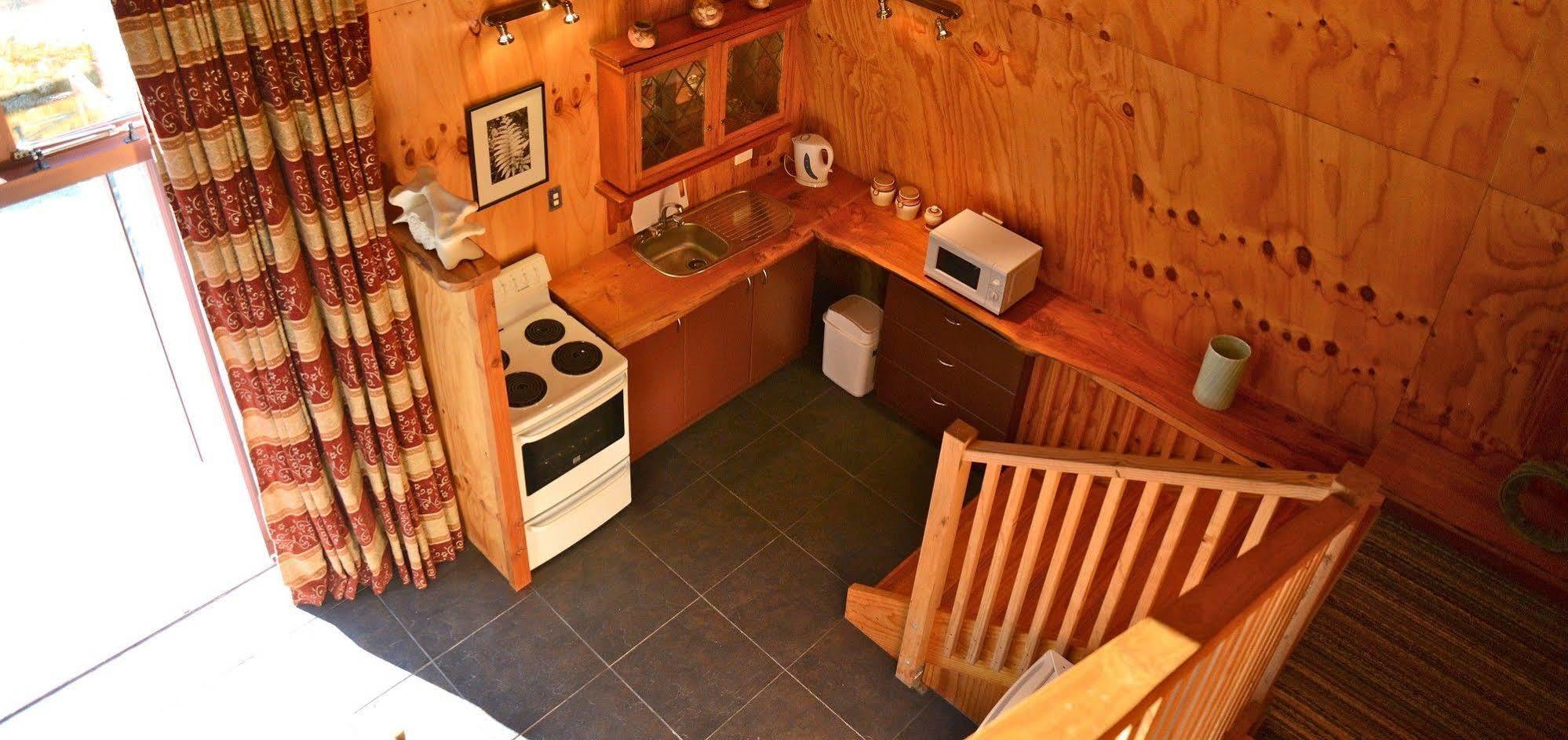 Barn Bed And Breakfast Waitati Exterior foto